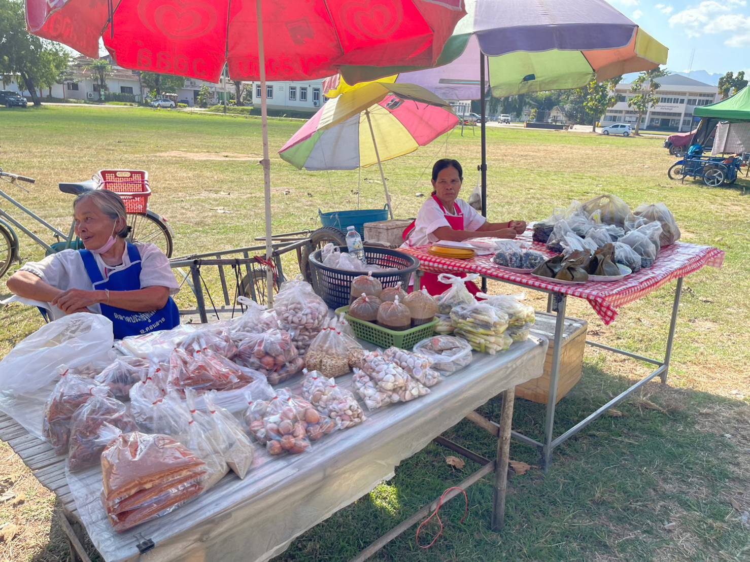 #พช_ชัยภูมิ ติดตามและสนับสนุนตลาดนัดคนไทยยิ้มได้ เพื่อขับเคลื่อนเศรษฐกิจฐานรากมั่นคง