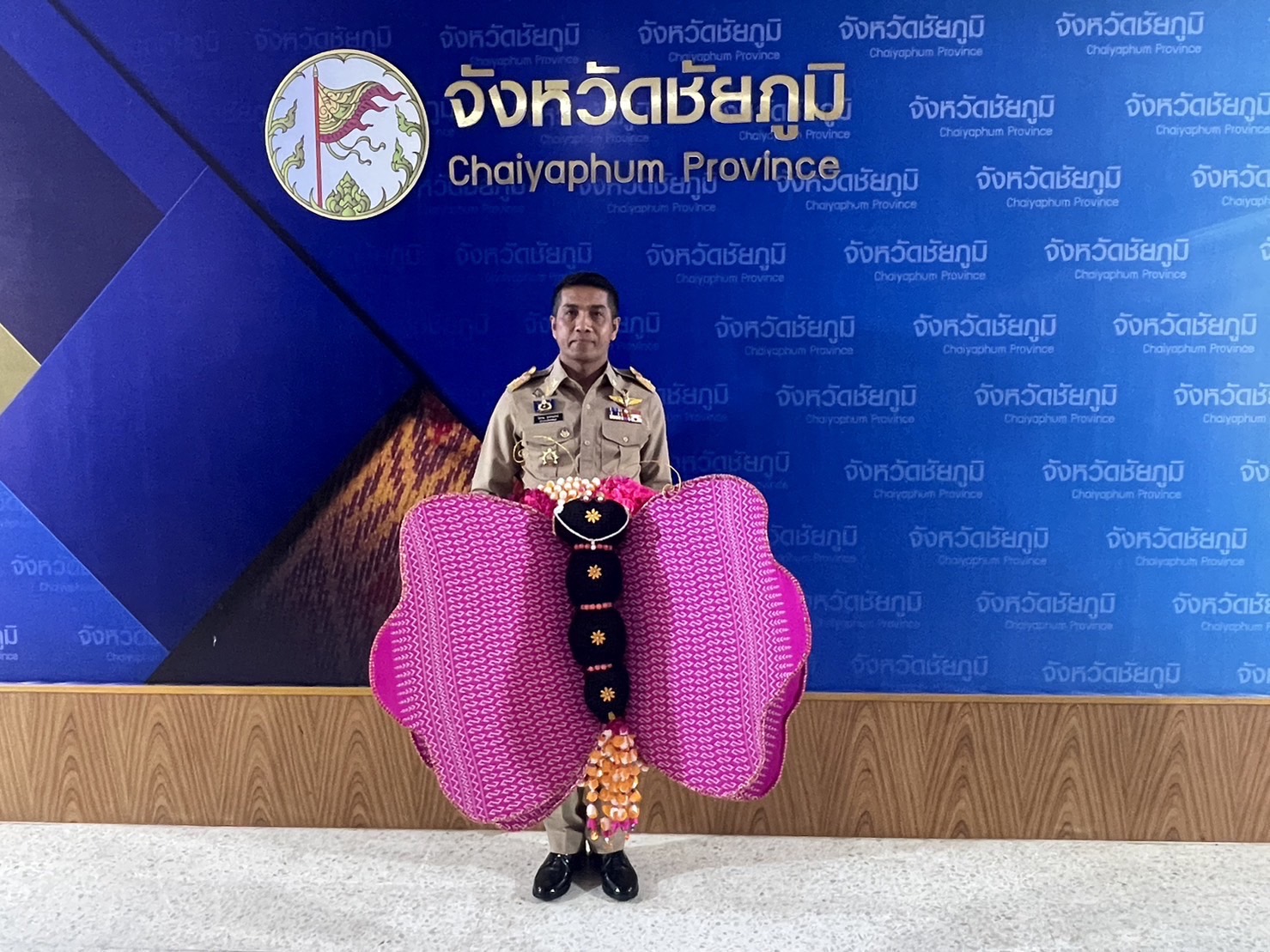 #พช_ชัยภูมิ ส่งมอบผีเสื้อประดิษฐ์ เพื่อร่วมเป็นส่วนหนึ่งของกิจกรรมงานกาชาด ประจำปี 2565 ภายใต้ชื่องาน ” 9 ทศวรรษบารมี สดุดีสภานายิกาสภากาชาดไทย