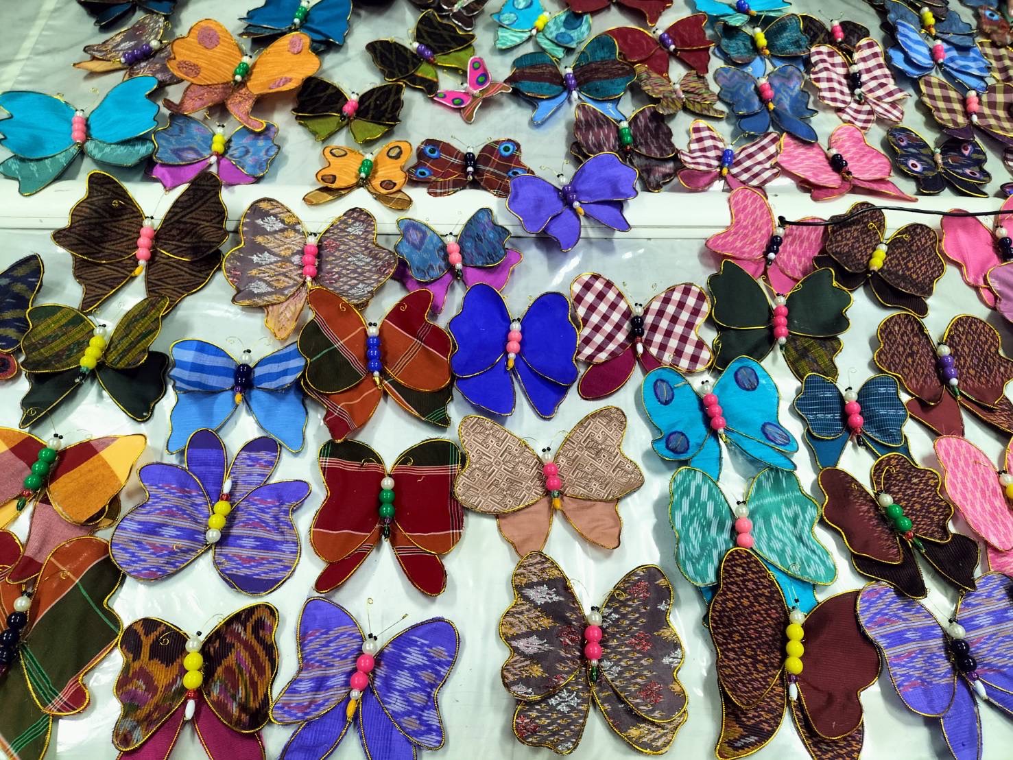 #พช_ชัยภูมิ ส่งมอบผีเสื้อประดิษฐ์ เพื่อร่วมเป็นส่วนหนึ่งของกิจกรรมงานกาชาด ประจำปี 2565 ภายใต้ชื่องาน ” 9 ทศวรรษบารมี สดุดีสภานายิกาสภากาชาดไทย