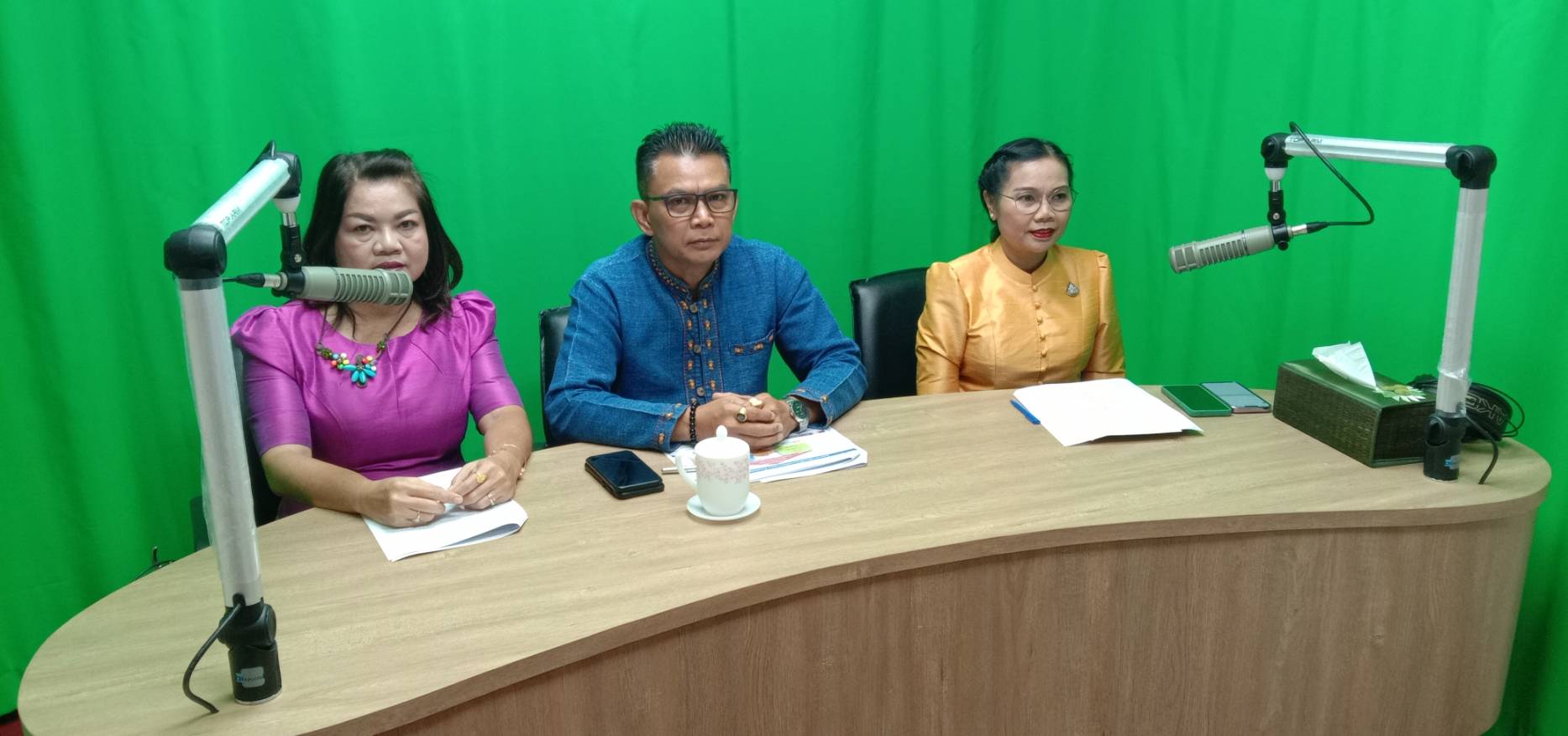 ? พช.ยุคใหม่ ฉับไวข่าวสาร พช.ชัยภูมิเสริมสร้างภาพลักษณ์องค์กรผ่านสถาวิทยุกระจายเสียงแห่งประเทศไทยจังหวัดชัยภูมิ?