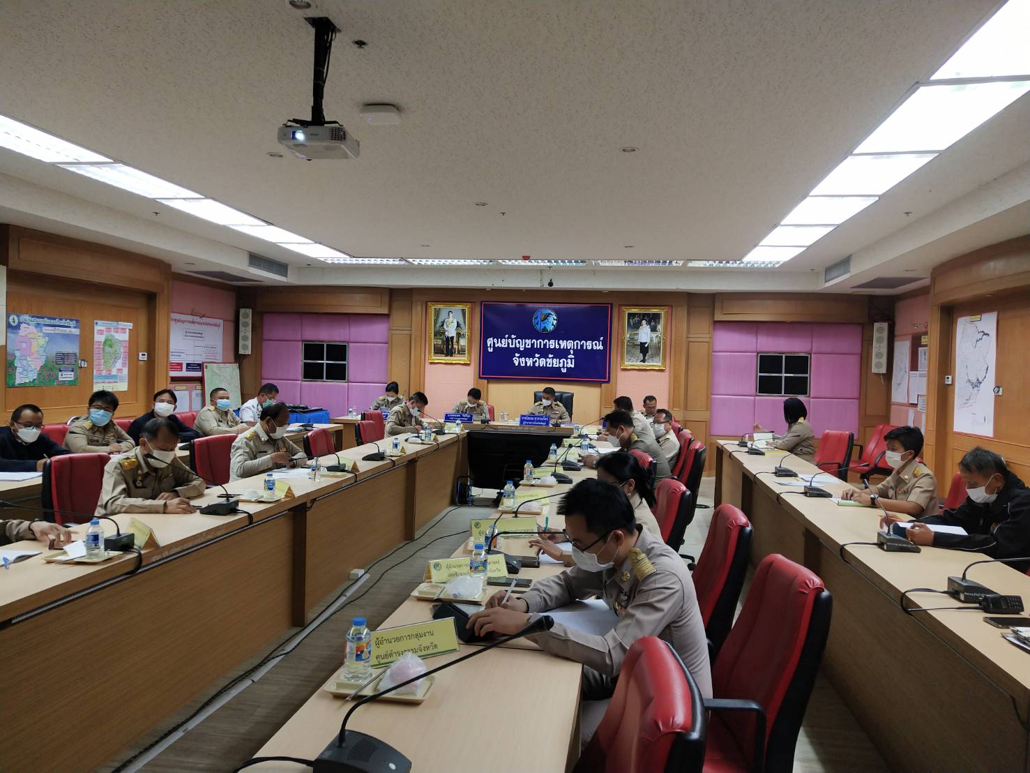 #พช_ชัยภูมิ ร่วมประชุมขับเคลื่อนและติดตามนโยบายของรัฐบาลและภารกิจสำคัญของสำนักงานปลัดกระทรวงมหาดไทย ผ่านระบบวีดิทัศน์ทางไกล (VCS) เดือน ธันวาคม 2565