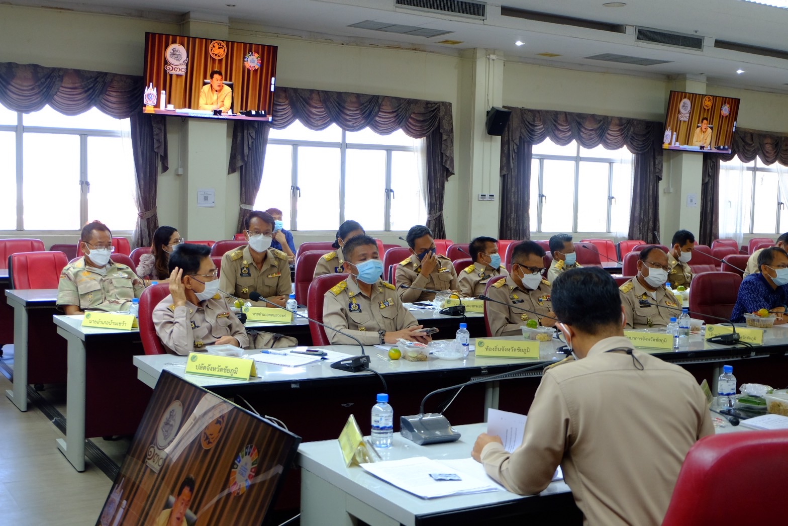 #พช_ชัยภูมิ เข้าร่วมประชุมขับเคลื่อนและติดตามนโยบายของรัฐบาลและภารกิจสำคัญของสำนักงานปลัดกระทรวงมหาดไทย ผ่านระบบวีดิทัศน์ทางไกล (VCS) (เดือนพฤศจิกายน 2565