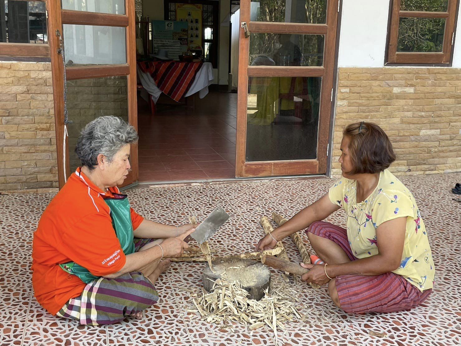 จังหวัดชัยภูมิ ส่งเสริมการพัฒนาทักษะ/เทคนิคการย้อมสีธรรมชาติ