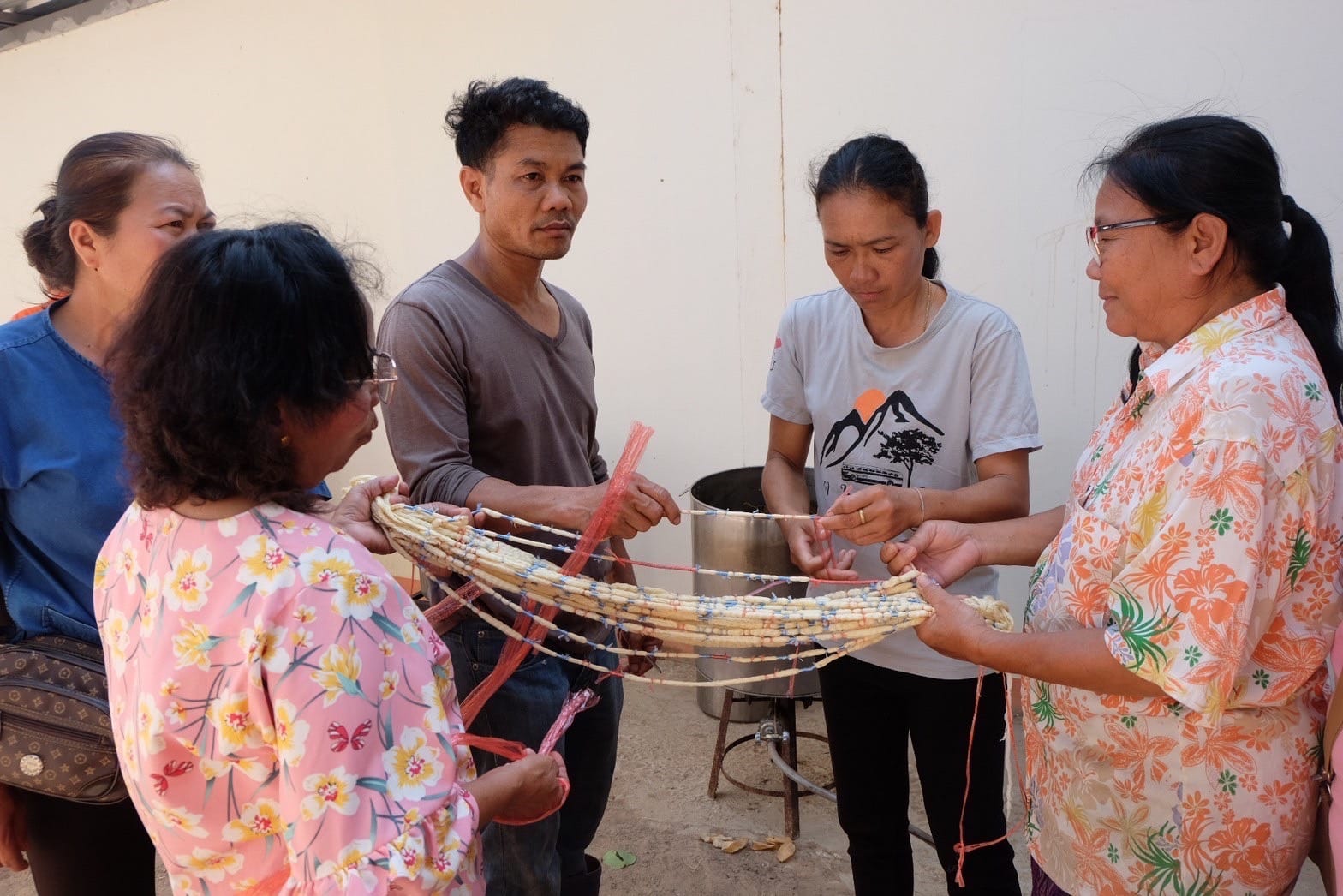 จังหวัดชัยภูมิ ส่งเสริมการพัฒนาทักษะ/เทคนิคการย้อมสีธรรมชาติ