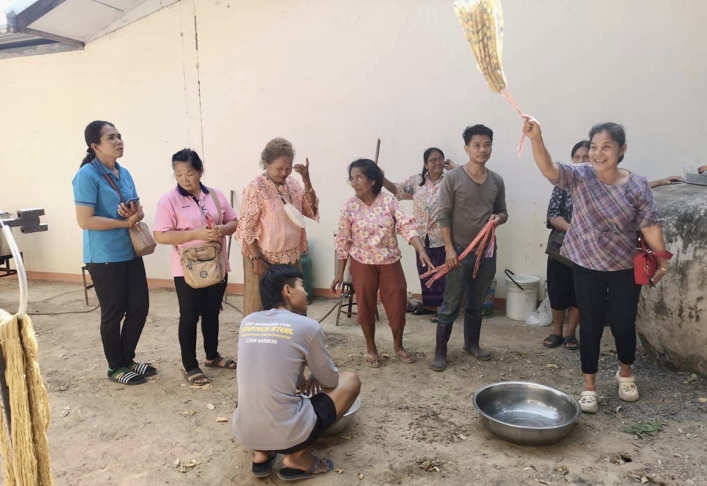 จังหวัดชัยภูมิ ส่งเสริมการพัฒนาทักษะ/เทคนิคการย้อมสีธรรมชาติ