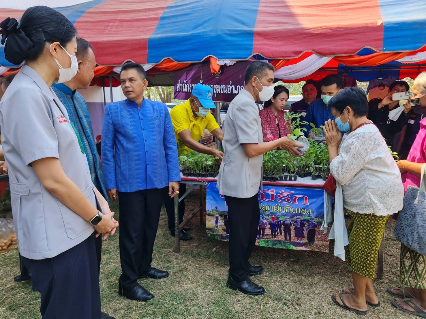 พช_ชัยภูมิ ร่วมโครงการจังหวัดเคลื่อนที่บริการประชาชน ณ โรงเรียนพระธาตุหนองสามหมื่น อำเภอภูเขียวจังหวัดชัยภูมิ