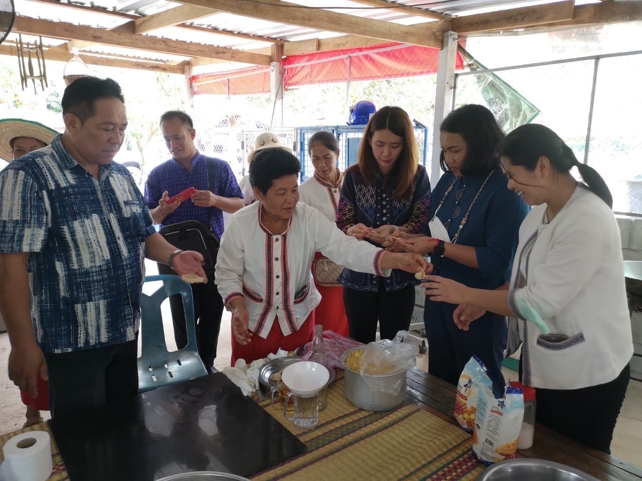 พช._ชัยภูมิ นางสงวน มะเสนา ผู้ตรวจราชการกรมการพัฒนาชุมชน ตรวจติดตามผลการขับเคลื่อนงานพัฒนาชุมชนในพื้นที่อำเภอคอนสาร จังหวัดชัยภูมิ