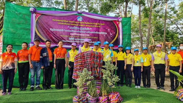 #พช_ชัยภูมิ ร่วมดำเนินโครงการ “ทางนี้มีผล ผู้คนรักกัน” โครงการในพระราชดำริของสมเด็จพระกนิษฐาธิราชเจ้า กรมสมเด็จพระเทพรัตนราชสุดาฯ สยามบรมราชกุมารี