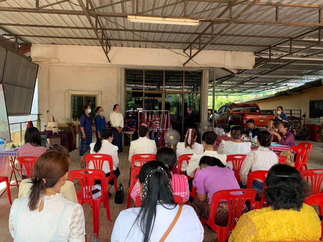 พช.ชัยภูมิ ลงพื้นที่คัดเลือกคนกองทุนพัฒนาบทบาทสตรีดีเด่น ตามโครงการเชิดชูเกียรติคนกองทุนพัฒนาบทบาทสตรี ประจำปี ๒๕๖๖ ระดับกลุ่มโซน รอบคัดเลือก