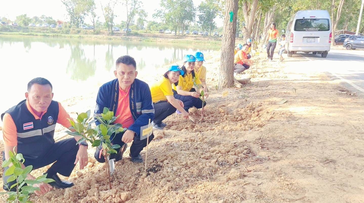 #พช_ชัยภูมิ ร่วมดำเนินโครงการ “ทางนี้มีผล ผู้คนรักกัน” โครงการในพระราชดำริของสมเด็จพระกนิษฐาธิราชเจ้า กรมสมเด็จพระเทพรัตนราชสุดาฯ สยามบรมราชกุมารี