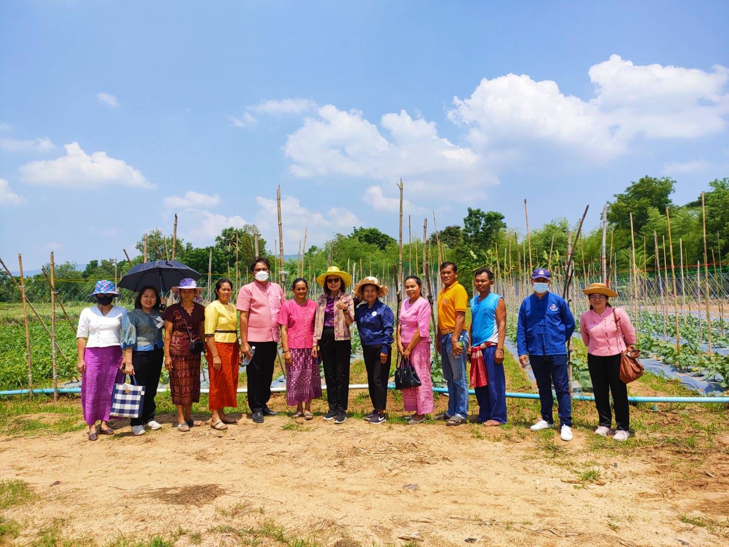 พช.ชัยภูมิ ลงพื้นที่คัดเลือกคนกองทุนพัฒนาบทบาทสตรีดีเด่น ตามโครงการเชิดชูเกียรติคนกองทุนพัฒนาบทบาทสตรี ประจำปี ๒๕๖๖ ระดับกลุ่มโซน รอบคัดเลือก