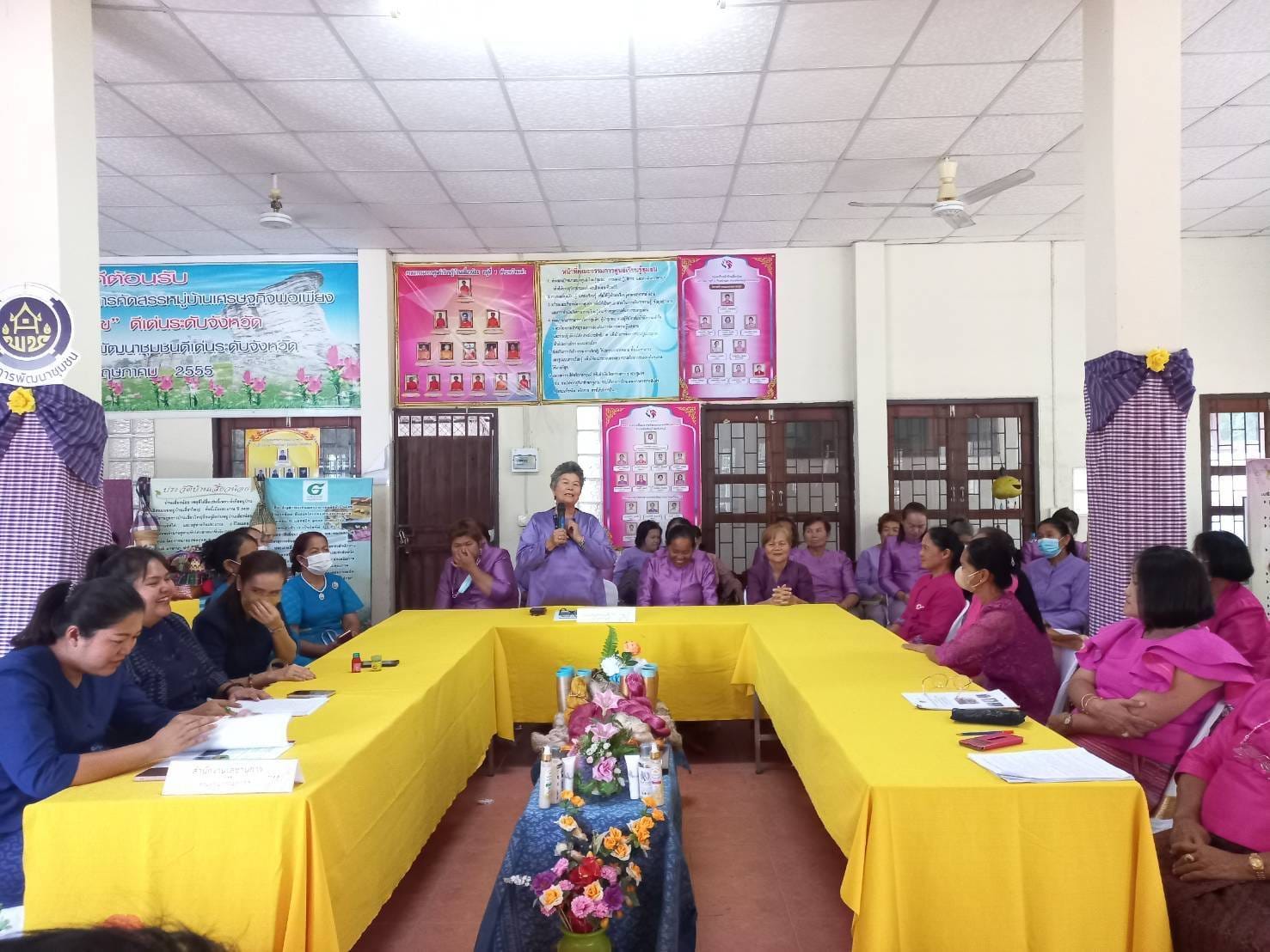 พช.ชัยภูมิ ลงพื้นที่คัดเลือกคนกองทุนพัฒนาบทบาทสตรีดีเด่น ตามโครงการเชิดชูเกียรติคนกองทุนพัฒนาบทบาทสตรี ประจำปี ๒๕๖๖ ระดับกลุ่มโซน รอบคัดเลือก