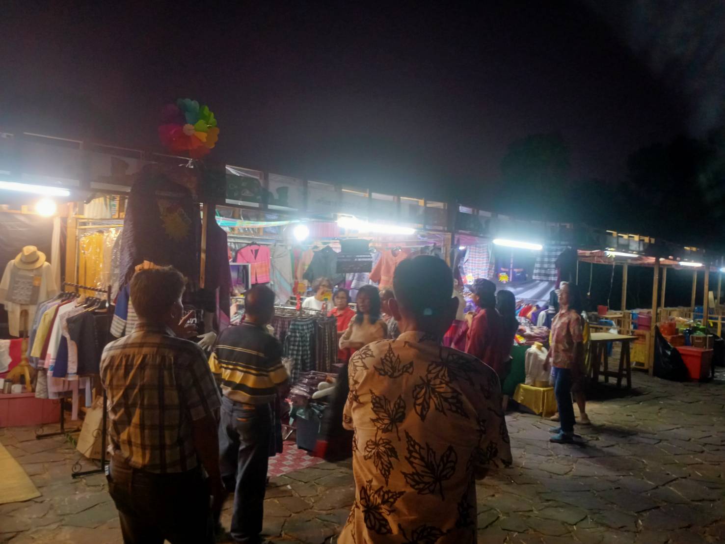 จังหวัดชัยภูมิ ร่วมกับองค์การบริหารส่วนจังหวัดชัยภูมิ และหน่วยงานที่เกี่ยวข้อง จัดกิจกรรมส่งเสริมการท่องเที่ยวมอหินขาว ในงาน “เคานต์ดาวน์มอหินขาว โต้ลมหนาว…ชัยภูมิ”