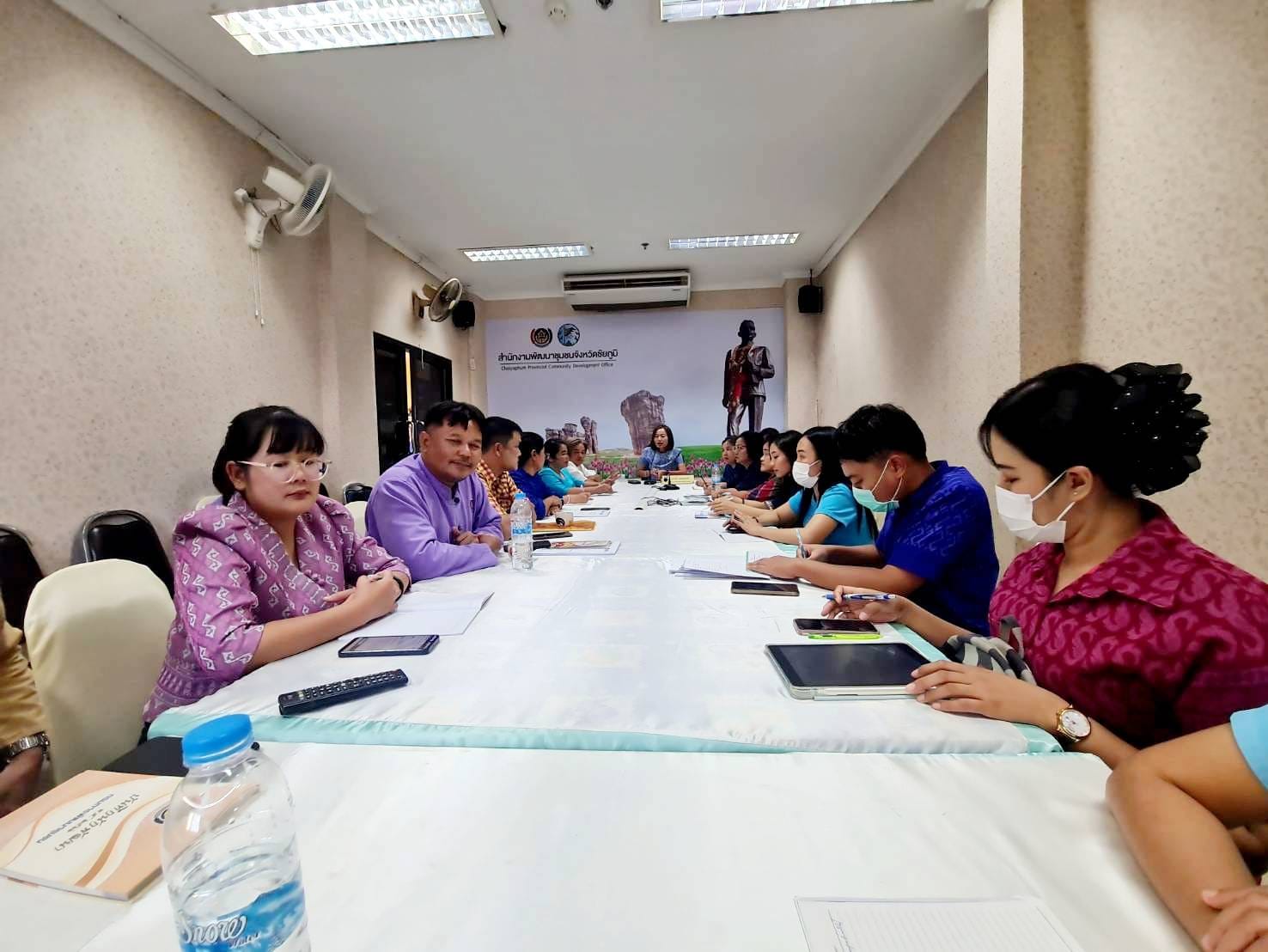 พช.​ชัยภูมิ ประชุมชี้แจงแนวทางการส่งเสริมสนับสนุนและติดตามโครงการแก้ไขปัญหาความยากจน​(กข.คจ.)​