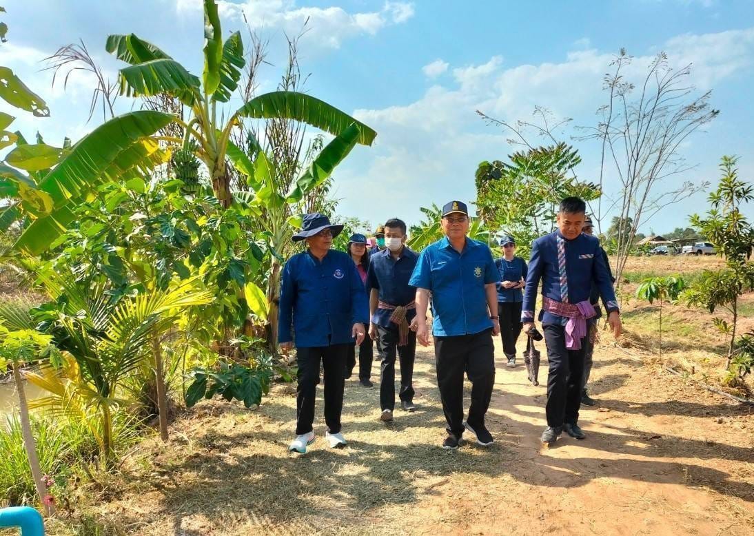 ผู้ว่าราชการจังหวัดชัยภูมิ ลงพื้นที่เยี่ยมชมแปลง โคก หนอง นา แห่งศรัทธาประเทศอังกฤษ สู่ประเทศไทย อำเภอภูเขียว จังหวัดชัยภูมิ