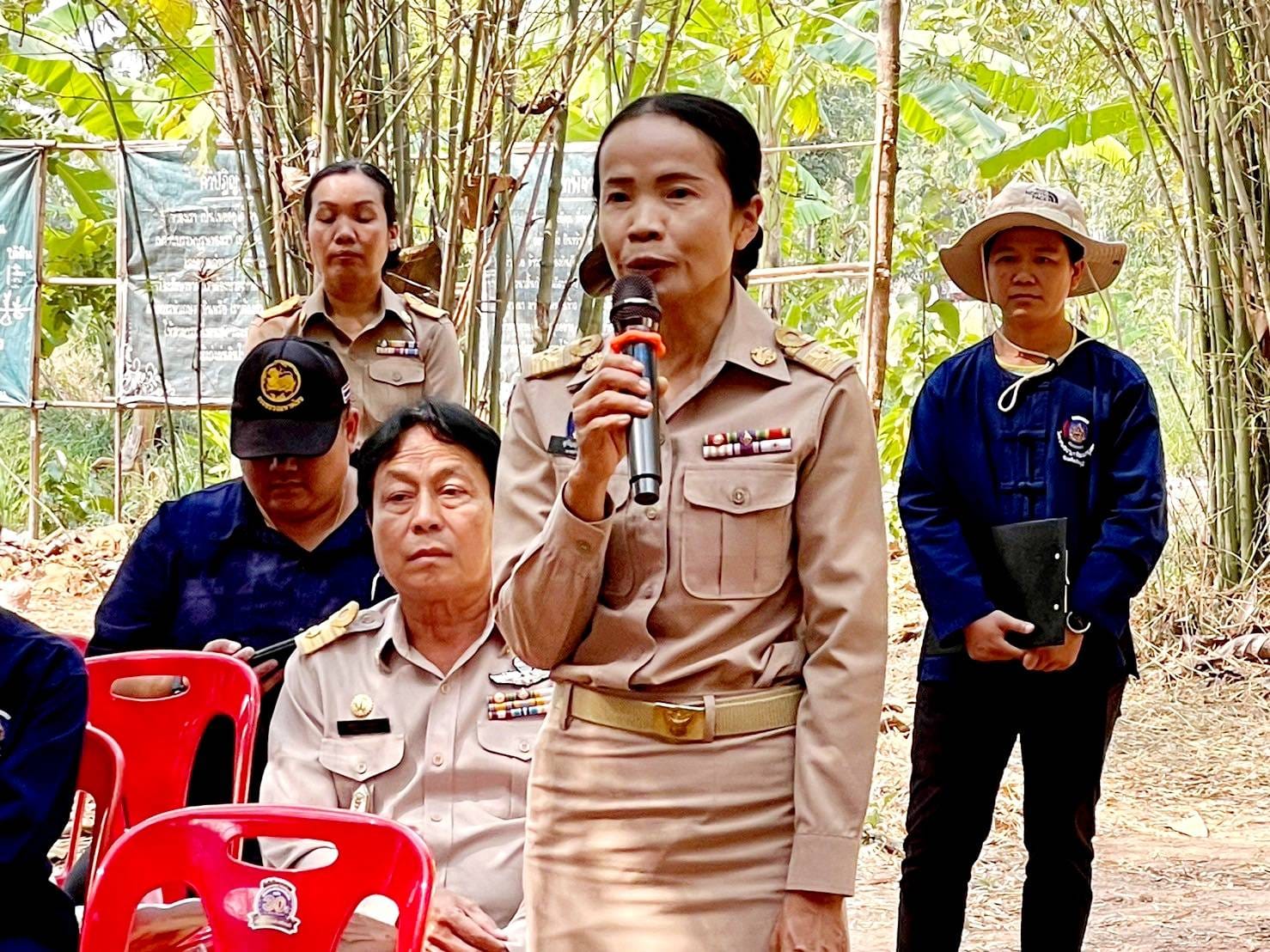 จังหวัดชัยภูมิ>>น้อมสำนึกในพระมหากรุณาธิคุณพระบาทสมเด็จพระเจ้าอยู่หัว ผู้ว่าราชการจังหวัดชัยภูมิ นำเอามื้อสามัคคี เพาะเมล็ดกล้าไม้และพันธุ์ผัก ขยายผลการพัฒนาพื้นที่ต้นแบบการพัฒนาคุณภาพชีวิตตามหลักทฤษฎีใหม่ ประยุกต์สู่ “โคก หนอง นา” สร้างพื้นที่ป่า 3 อย่าง ประโยชน์ 4 อย่าง
