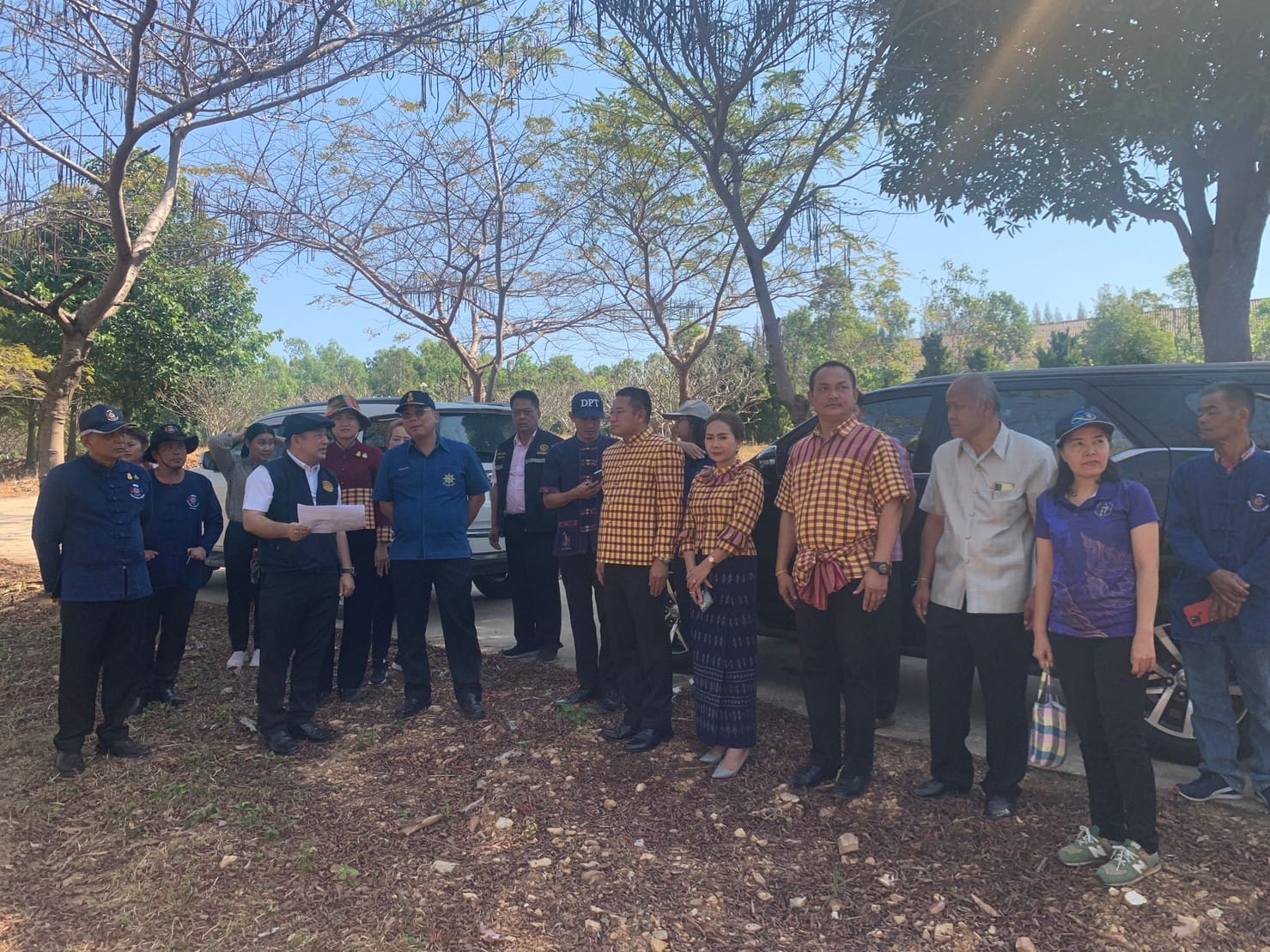 พช.ชัยภูมิ ร่วมลงพื้นที่สำรวจ ออกแบบ โคก หนอง นา อรุณธรรมสถาน วัดพระธาตุชัยภูมิ
