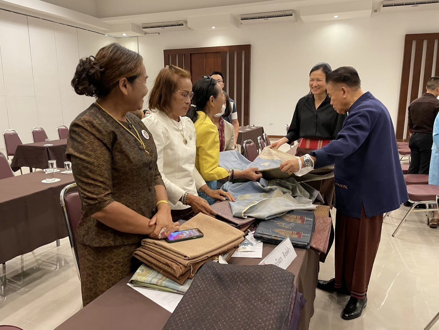 พช.ชัยภูมิ ร่วมกิจกรรม Workshop เพื่อศึกษามรดกภูมิปัญญาผ้าไหมชัยภูมิ