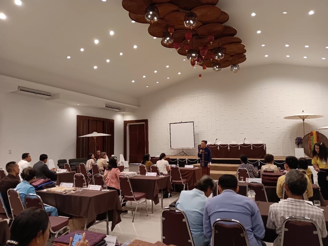 พช.ชัยภูมิ ร่วมกิจกรรม Workshop เพื่อศึกษามรดกภูมิปัญญาผ้าไหมชัยภูมิ