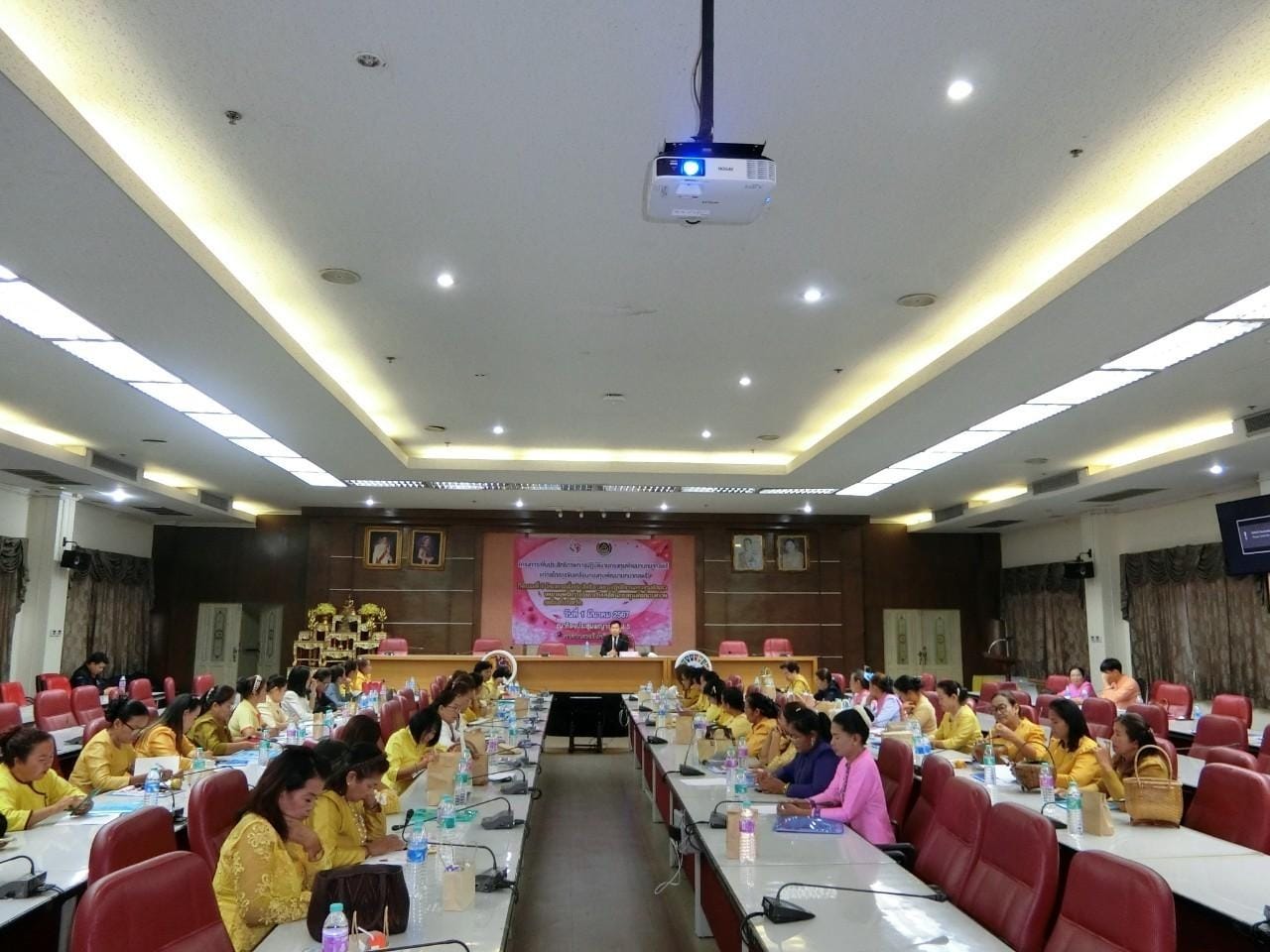 พช.ชัยภูมิ เพิ่มประสิทธิภาพกลไกการขับเคลื่อนกองทุนพัฒนาบทบาทสตรีจังหวัดชัยภูมิ ผนึกกำลังขับเคลื่อนการพัฒนาเศรษฐกิจฐานราก