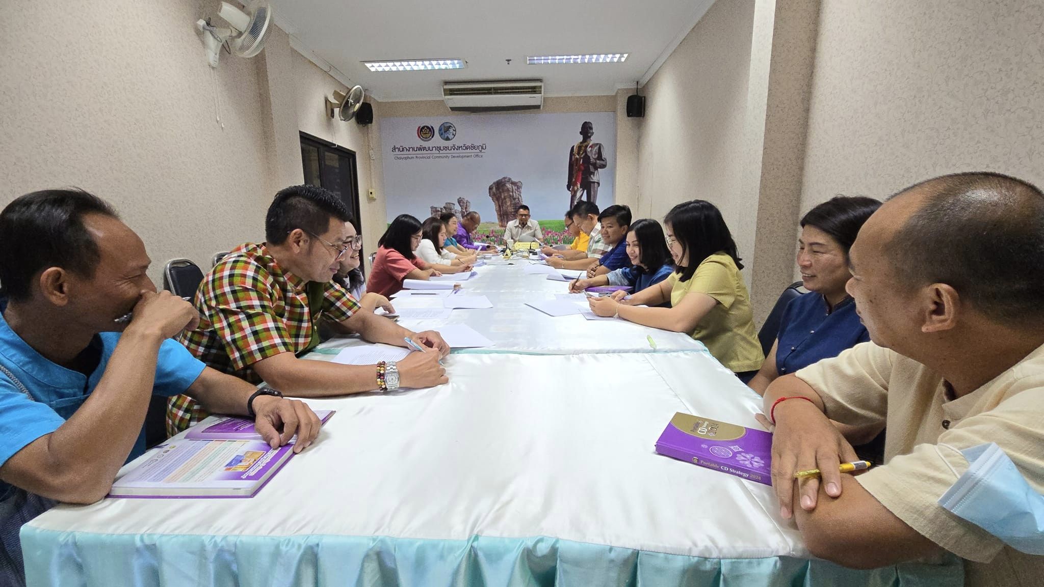 พช.ชัยภูมิ เตรียมพร้อมดำเนินการสรรหาและเลือกสรรพนักงานกองทุนพัฒนาบทบาทสตรี สังกัดสำนักงานเลขานุการคณะอนุกรรมการบริหารกองทุนพัฒนาบทบาทสตรีระดับจังหวัด จังหวัดชัยภูมิ
