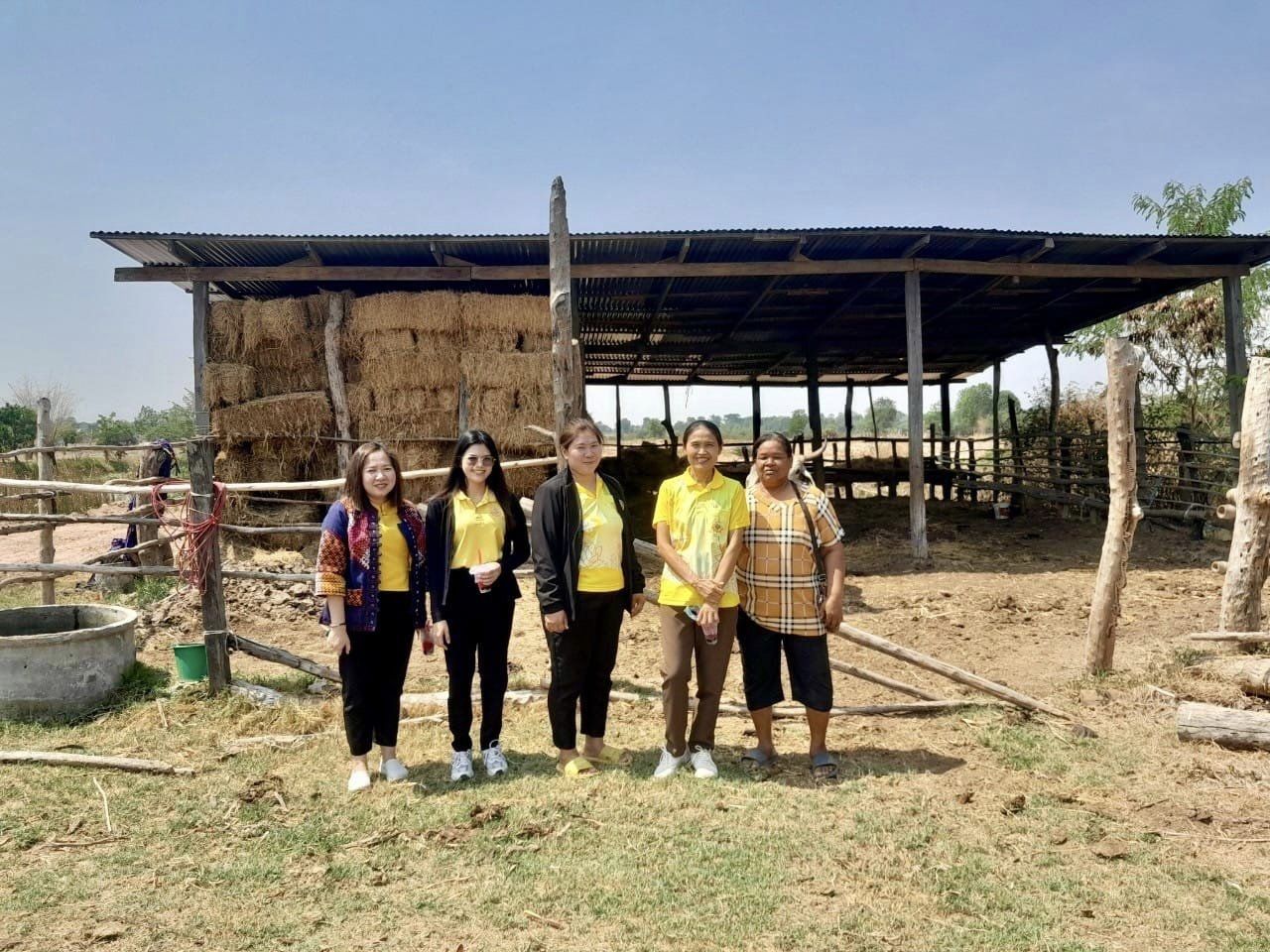 พช.ชัยภูมิ : ร่วมติดตามและสนับสนุนการดำเนินงานการบริหารจัดการหนี้ และกลุ่มอาชีพที่ลงทะเบียนผลิตภัณฑ์ชุมชน OTOP ประจำปี 2567 อำเภอเนินสง่า จังหวัดชัยภูมิ