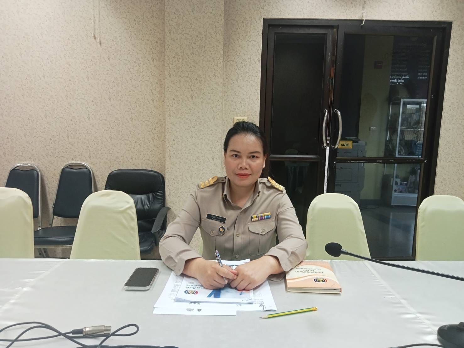 พช.ชัยภูมิ ร่วมประชุมสร้างความรู้ความเข้าใจในการจัดทำเอกสารประกอบการเลื่อนเงินเดือนข้าราชการและลูกจ้าง (ครั้งที่ 1)