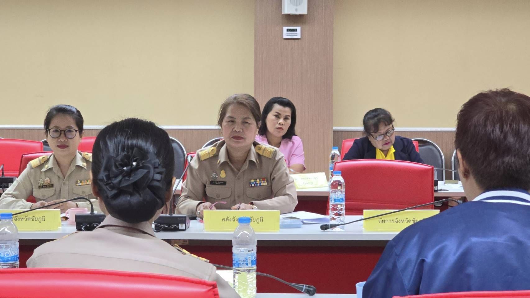 พช.ชัยภูมิ คัดเลือกและสรรหากรรมการผู้ทรงคุณวุฒิในคณะกรรมการกองทุนหมู่บ้านและชุมชนเมืองแห่งชาติ