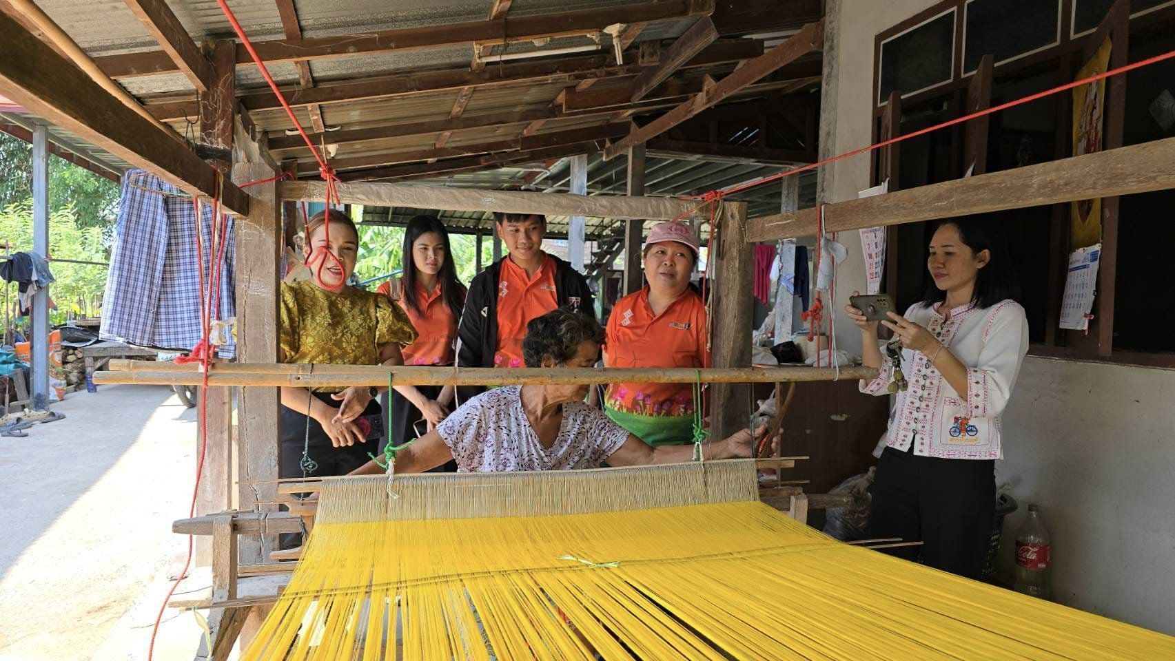 พช.ชัยภูมิ  ร่วมติดตามและสนับสนุนการดำเนินงานความสำเร็จในการบริหารจัดการหนี้ และกลุ่มอาชีพที่ลงทะเบียนผลิตภัณฑ์ชุมชน OTOP ประจำปี 2567