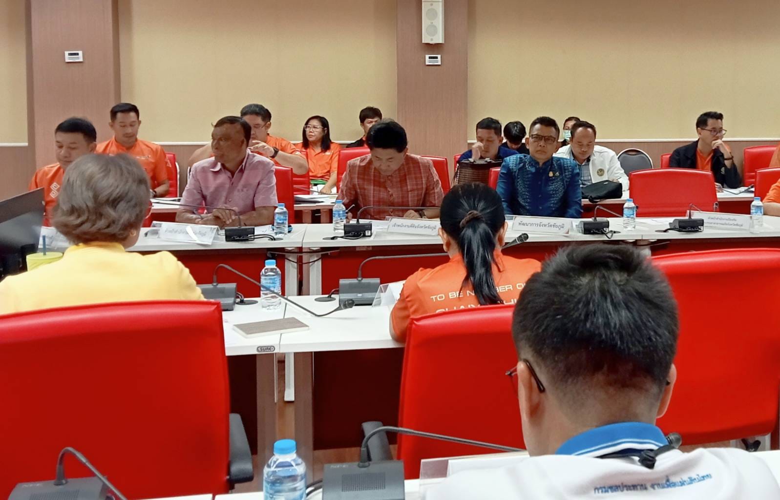 พช.ชัยภูมิ ร่วมประชุมหารือเตรียมการรับนายอนุทิน ชาญวีรกูล รองนายกรัฐมนตรี และรัฐมนตรีว่าการกระทรวงมหาดไทย ในการเดินทางมาตรวจราชการในพื้นที่จังหวัดชัยภูมิ