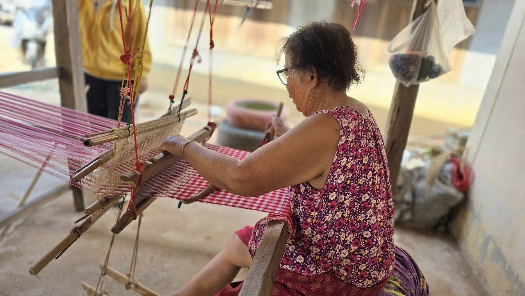 พช.ชัยภูมิ  ร่วมติดตามและสนับสนุนการดำเนินงานความสำเร็จในการบริหารจัดการหนี้ และกลุ่มอาชีพที่ลงทะเบียนผลิตภัณฑ์ชุมชน OTOP ประจำปี 2567