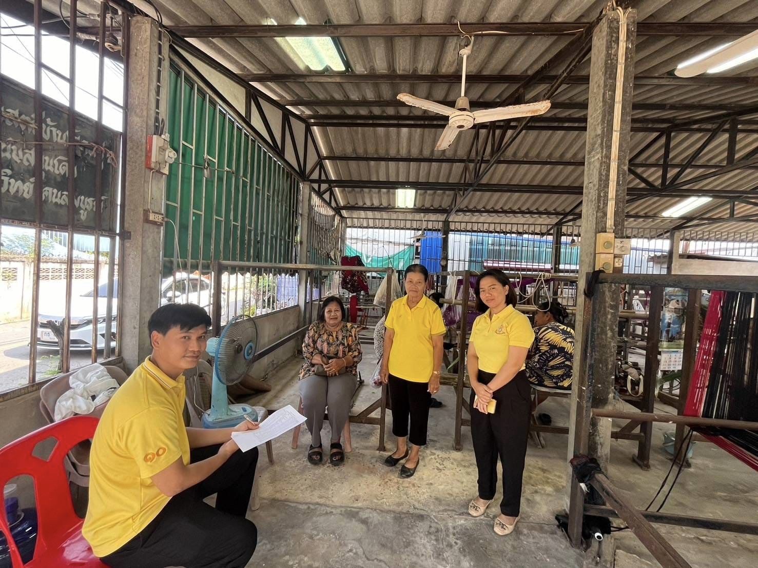 พช.ชัยภูมิ : ร่วมติดตามและสนับสนุนการดำเนินงานในการบริหารจัดการหนี้ และกลุ่มอาชีพที่ลงทะเบียนผลิตภัณฑ์ชุมชน OTOP ประจำปี 2567 อำเภอคอนสวรรค์ จังหวัดชัยภูมิ