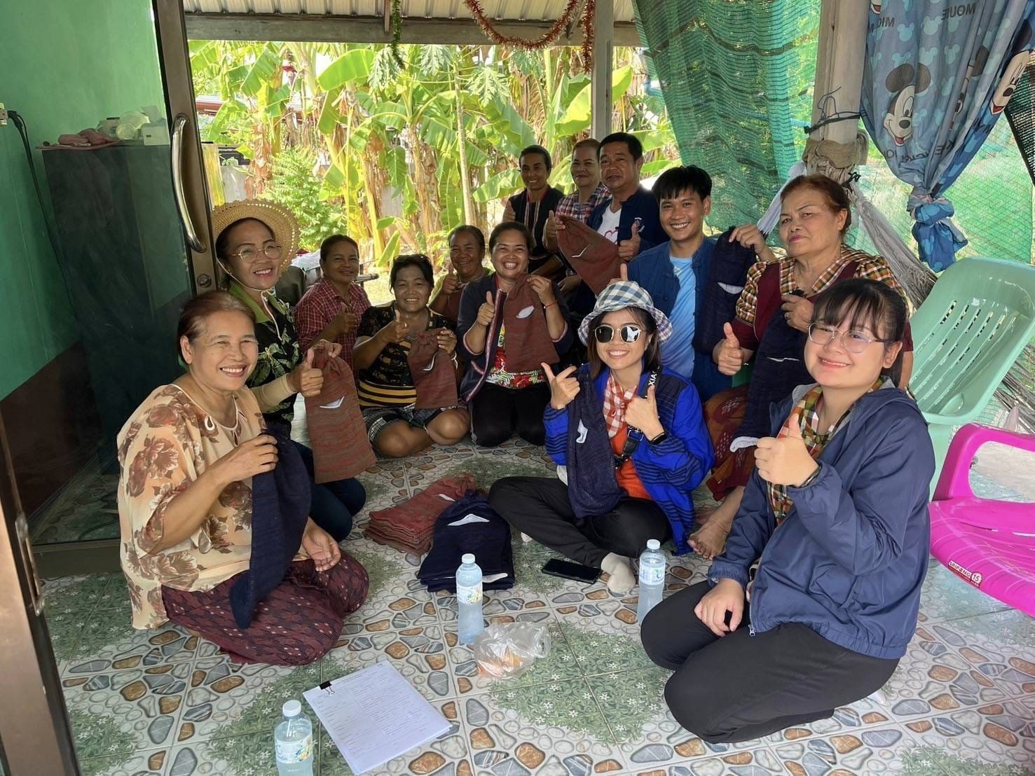 พช.ชัยภูมิ ติดตามและสนับสนุนการดำเนินงานความสำเร็จในการบริหารจัดการหนี้ และกลุ่มอาชีพที่ลงทะเบียนผลิตภัณฑ์ชุมชน OTOP ประจำปี 2567 อำเภอบ้านแท่น จังหวัดชัยภูมิ