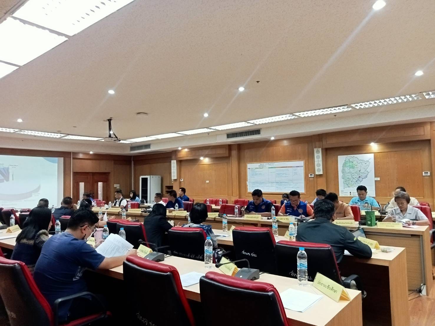 พช.ชัยภูมิ นำเสนอผลการขับเคลื่อนกองทุนแม่ของแผ่นดินกลไกการป้องกันและแก้ไขปัญหายาเสพติดที่ยั่งยืน ในที่ประชุมคณะทำงานโต๊ะข่าว​ (วิเคราะห์​และประเมินสถานการณ์​ด้านการข่าวยาเสพติด​จังหวัด​ชัยภูมิ)​ ครั้งที่​ 4/2567