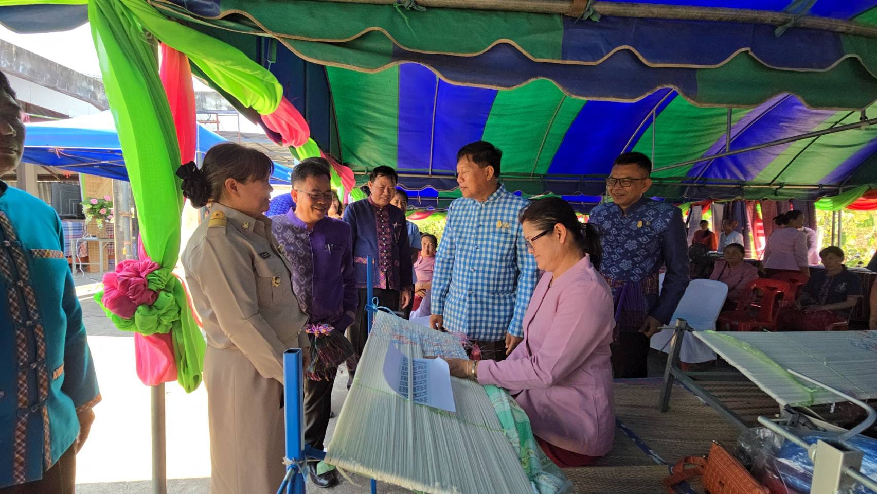 พช.ชัยภูมิ นำเสนอผลงาน การคัดเลือกข้าราชการ ลูกจ้างประจำ และพนักงานราชการดีเด่น กรมการพัฒนาชุมชน ประจำปี พ.ศ. 2567 ระดับเขตตรวจราชการที่ 13 ประเภทพัฒนากรขวัญใจชุมชน