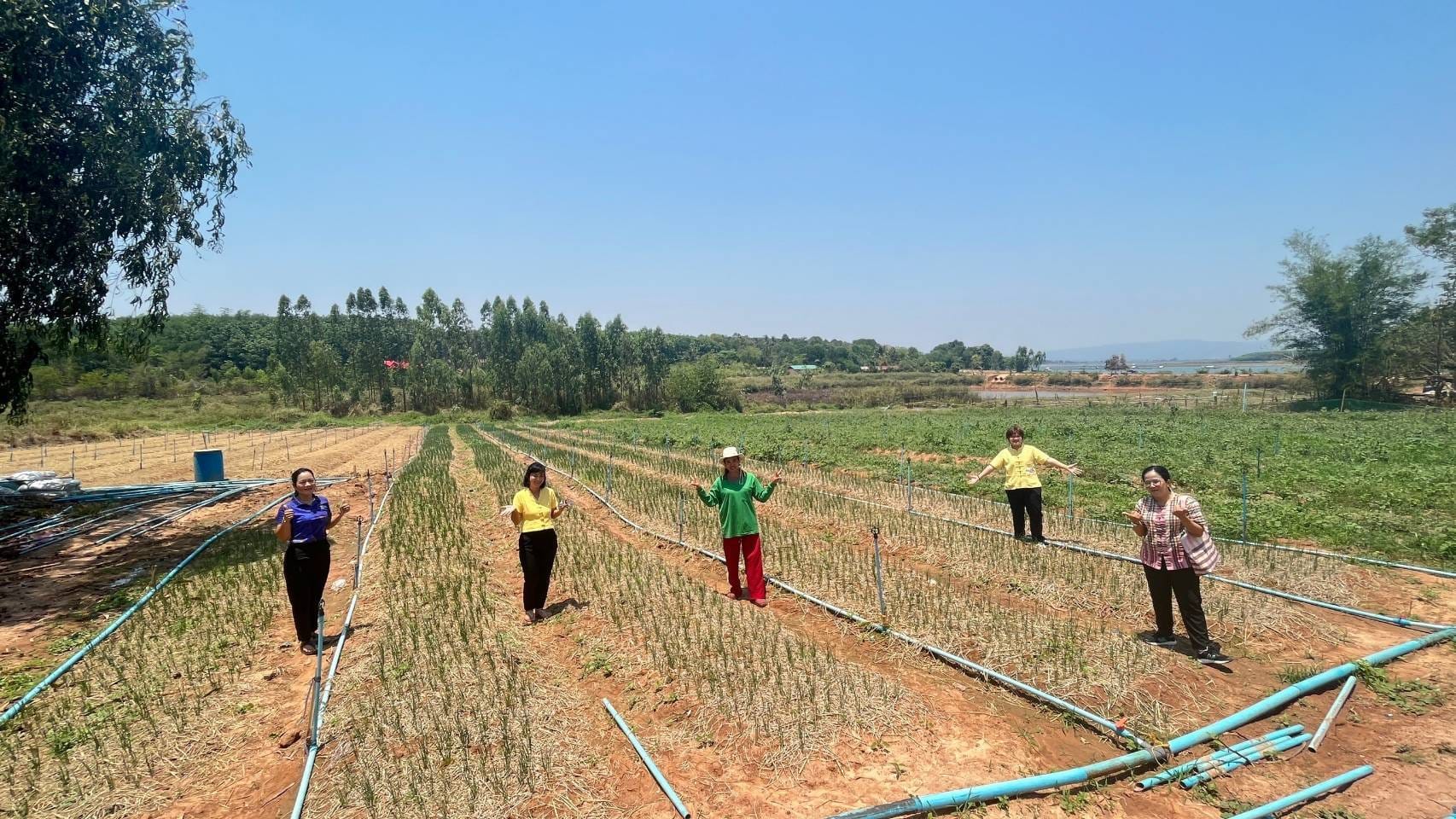 พช.ชัยภูมิ : ร่วมติดตามและสนับสนุนการบริหารจัดการหนี้ และกลุ่มอาชีพที่ลงทะเบียนผลิตภัณฑ์ชุมชน OTOP ประจำปี 2567 อำเภอแก้งคร้อ