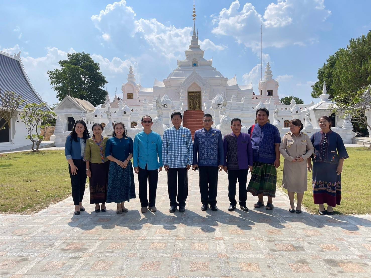 ผู้ตรวจราชการกรมการพัฒนาชุมชน ร่วมลงพื้นตรวจเยี่ยมแปลง “โคก หนอง นา อารยเกษตร” ณ วัดพระธาตุชัยภูมิ