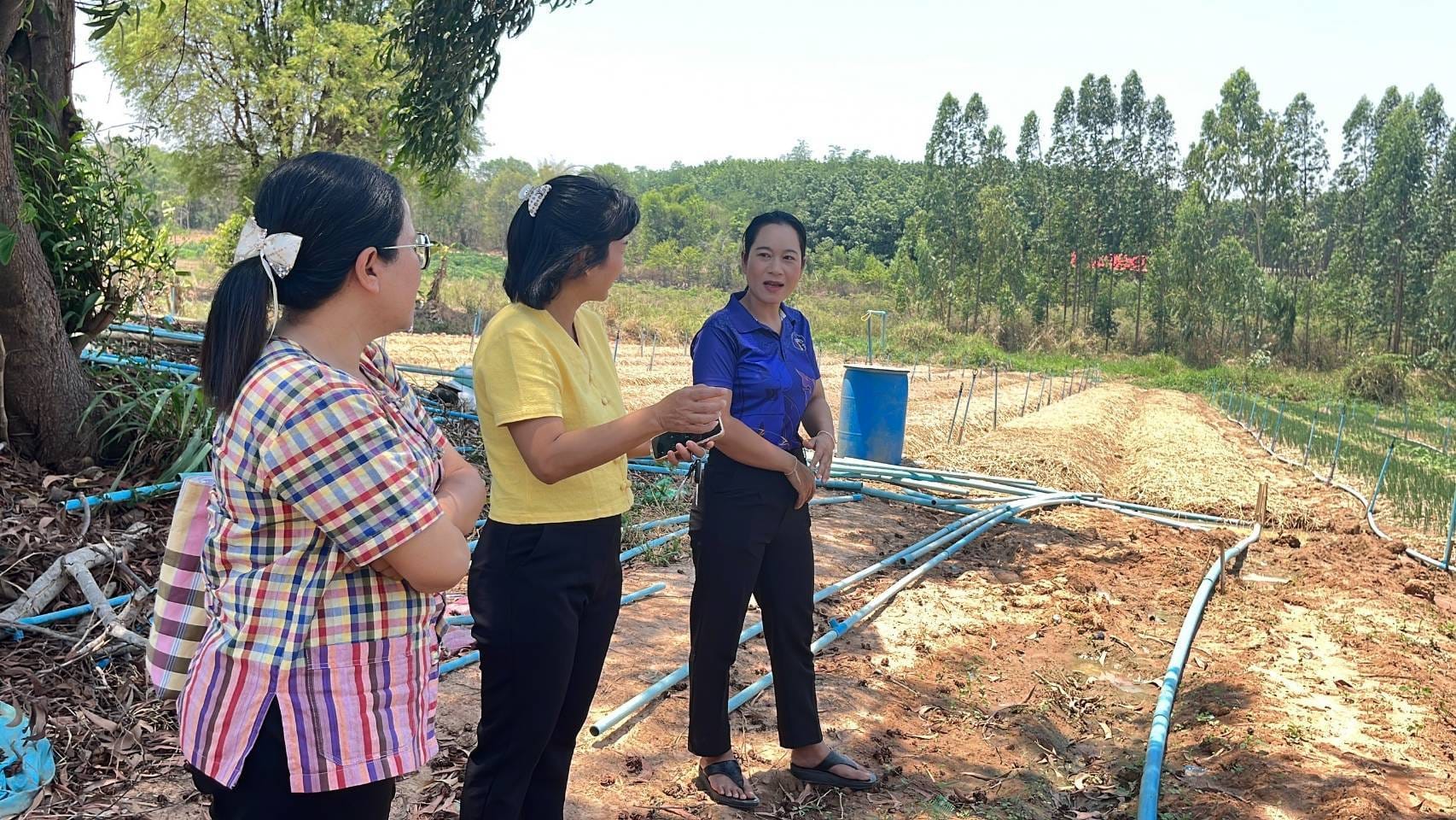 พช.ชัยภูมิ : ร่วมติดตามและสนับสนุนการบริหารจัดการหนี้ และกลุ่มอาชีพที่ลงทะเบียนผลิตภัณฑ์ชุมชน OTOP ประจำปี 2567 อำเภอแก้งคร้อ