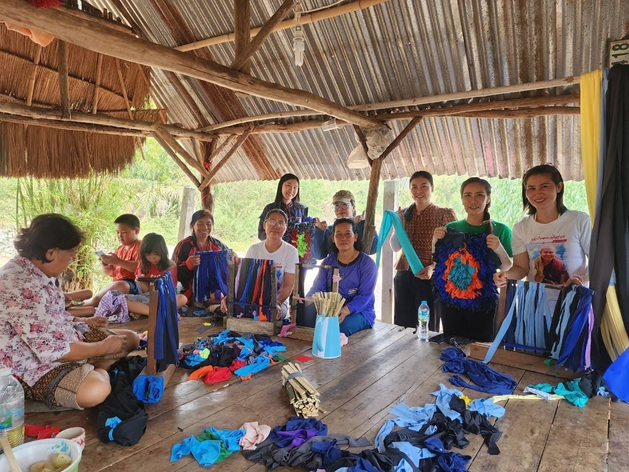 พช.ชัยภูมิ : ร่วมติดตามและสนับสนุนการดำเนินงานความสำเร็จในการบริหารจัดการหนี้ และกลุ่มอาชีพที่ลงทะเบียนผลิตภัณฑ์ชุมชน OTOP ประจำปี 2567