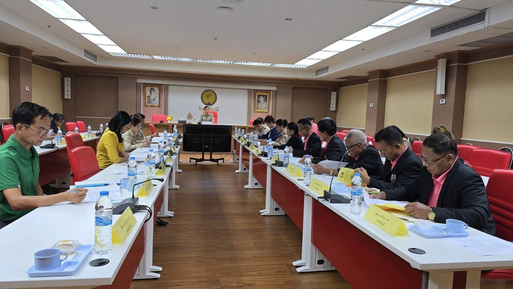 พช.ชัยภูมิ คัดเลือกและสรรหากรรมการผู้ทรงคุณวุฒิในคณะกรรมการกองทุนหมู่บ้านและชุมชนเมืองแห่งชาติ