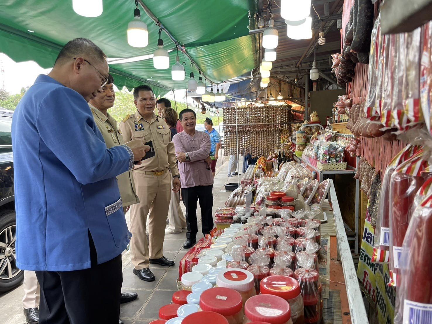 ผู้ว่าฯ ชัยภูมิ…นำทีมงานลงพื้นที่ติดตามการผลิตและจำหน่าย “ตลาดหม่ำช่องสามหมอ” เตรียมพร้อมจัดงานเทศกาล “หม่ำโลก@ชัยภูมิ”