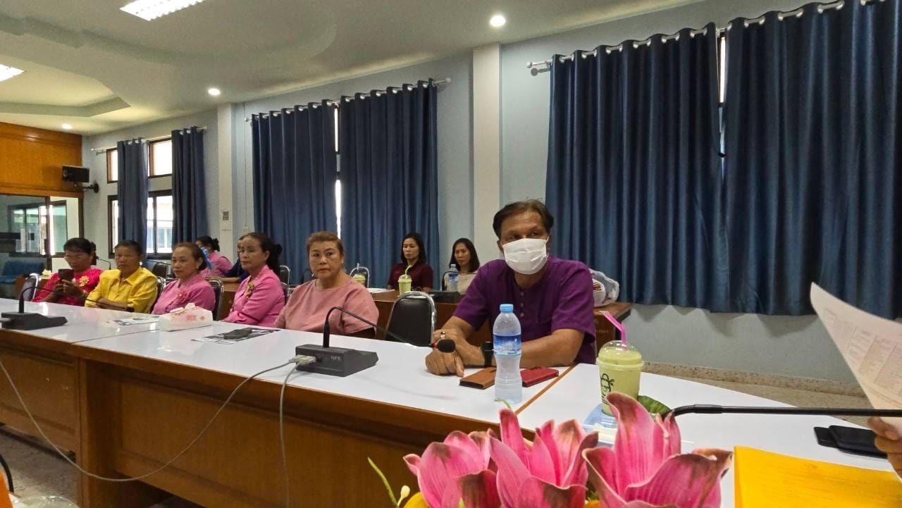 พช.ชัยภูมิ ลุย!!ลงพื้นที่คัดเลือกคนกองทุนพัฒนาบทบาทสตรีดีเด่น ตามโครงการเชิดชูเกียรติคนกองทุนพัฒนาบทบาทสตรี ประจำปี 2567 ระดับกลุ่มโซน โซนต้นน้ำและขุนเขา