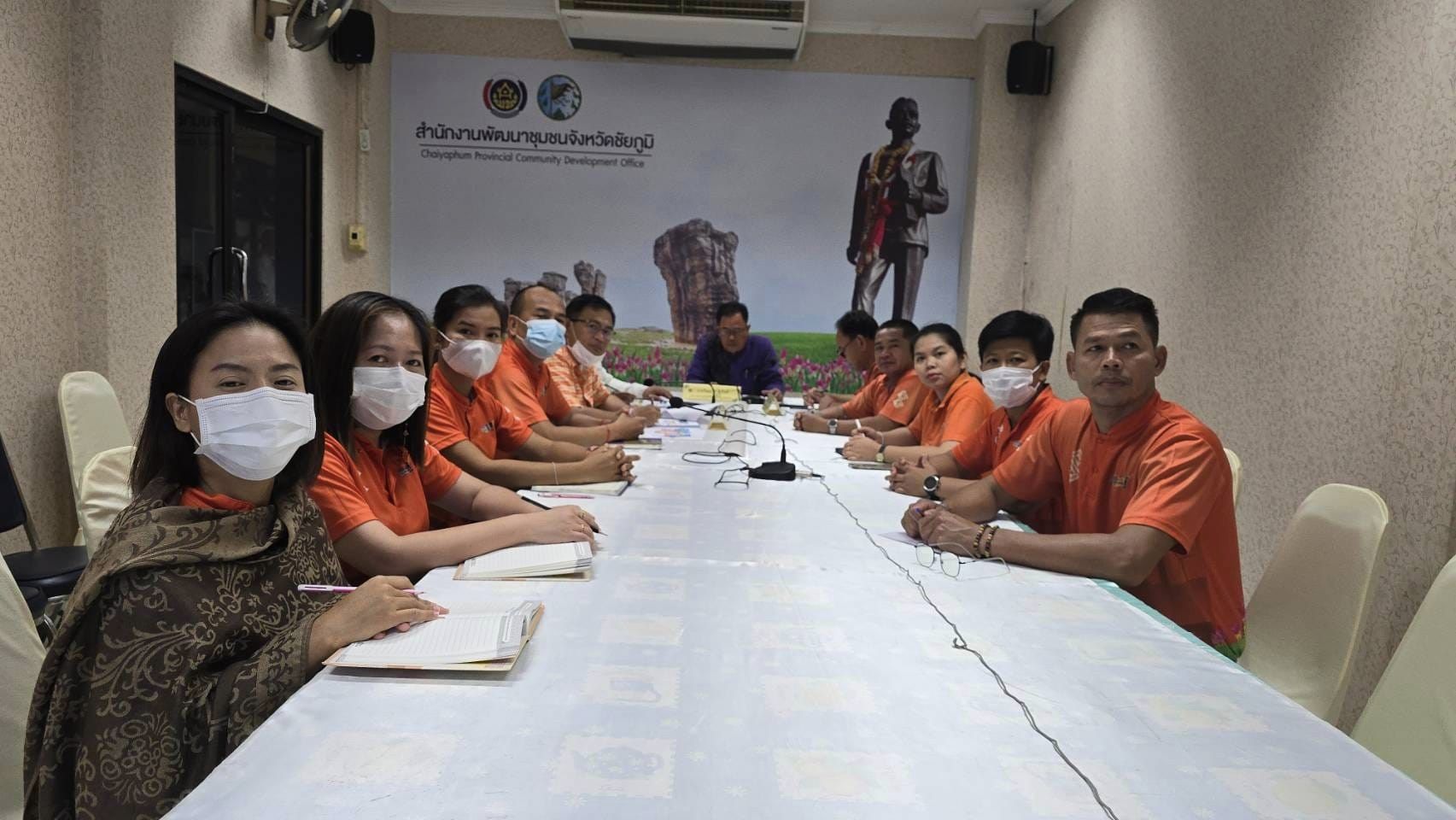 พช. ชัยภูมิ ร่วมประชุมกรมการพัฒนาชุมชน ครั้งที่ 5/2567 พร้อมรับฟังการติดตามการขับเคลื่อนภารกิจสำคัญ 10+1 ไตรมาส 3ผ่านระบบการประชุมทางไกล Video Conference