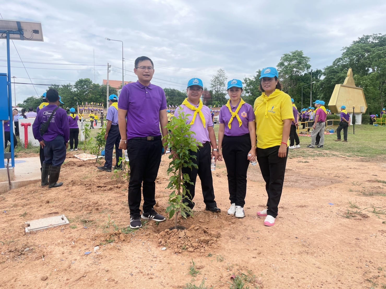 พช.ชัยภูมิ ร่วมกิจกรรมจิตอาสาพัฒนา เนื่องในวันเฉลิมพระชนมพรรษาสมเด็จพระนางเจ้าฯ พระบรมราชินี ๓ มิถุนายน ๒๕๖๗