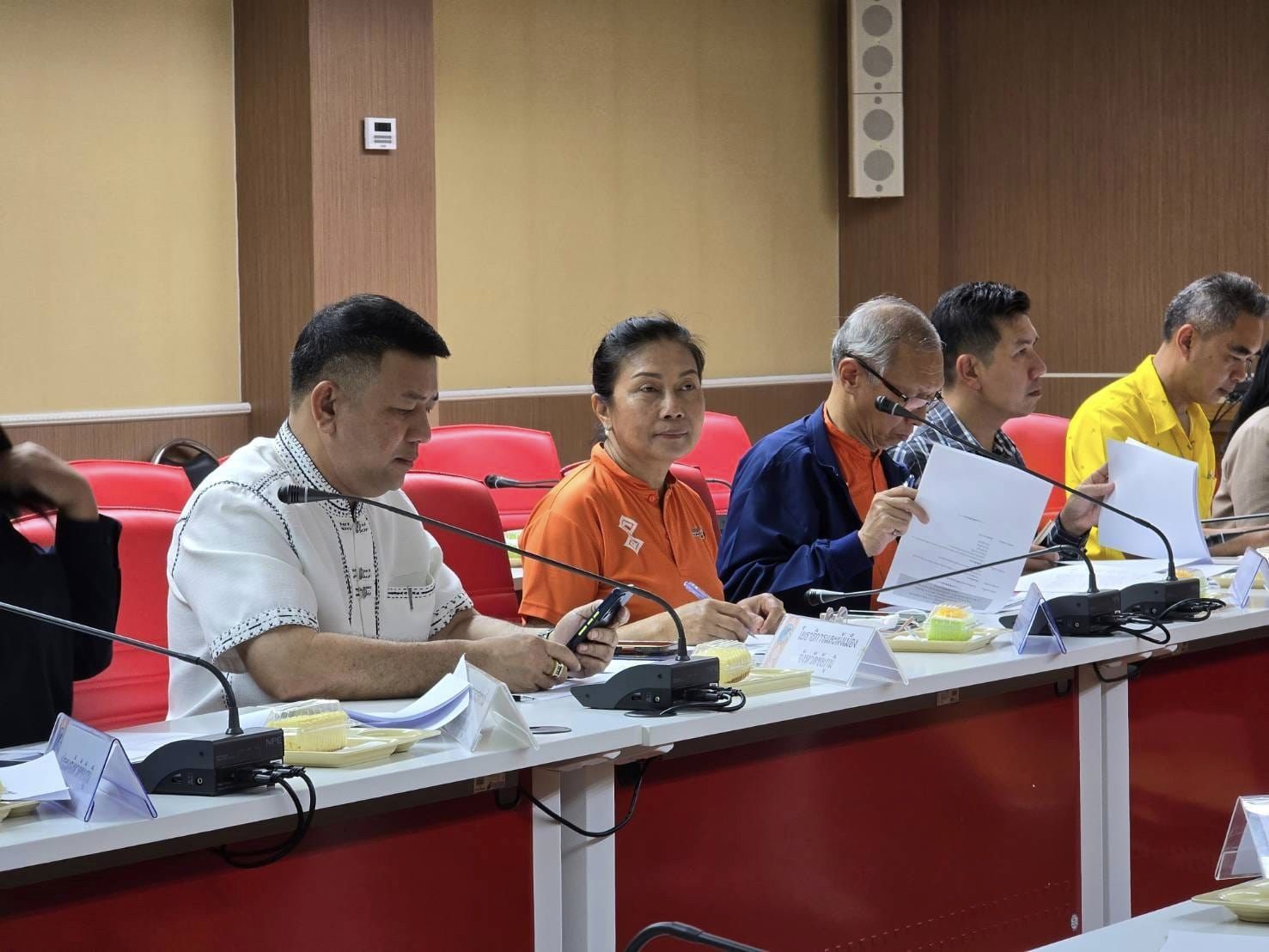 พช.ชัยภูมิ ร่วมประชุมจัดเตรียมข้อเสนอประเด็นและวาระการพัฒนากลุ่มจังหวัดภาคตะวันออกเฉียงเหนือตอนล่าง 1