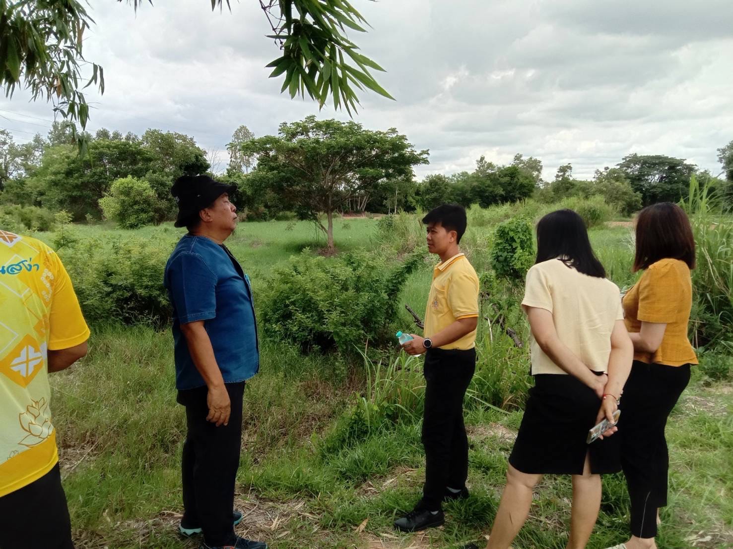 พช.ชัยภูมิ ประชุมและติดตามการดำเนินงานนโยบายสำคัญและยุทธศาสตร์กรมการพัฒนาชุมชนของสำนักงานพัฒนาชุมชนอำเภอเนินสง่า