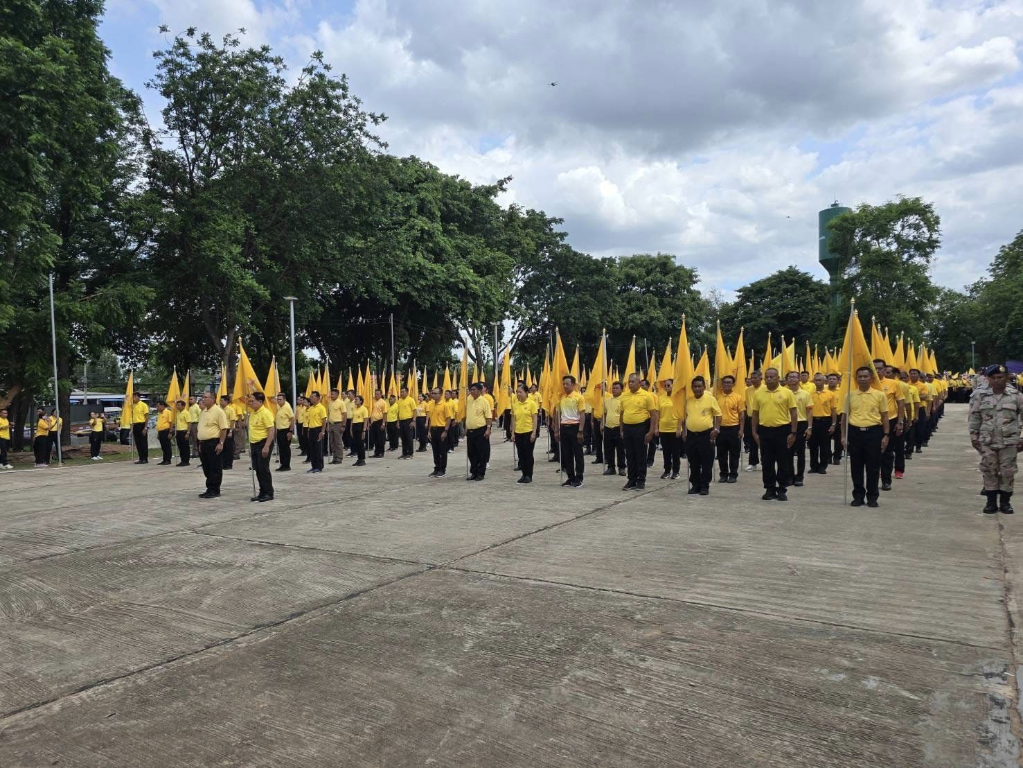 พช.ชัยภูมิ ร่วมกิจกรรม เดิน วิ่ง ปั่น ธงตราสัญลักษณ์ เฉลิมพระเกียรติพระบาทสมเด็จพระเจ้าอยู่หัว เนื่องในโอกาสพระราชพิธีมหามงคลเฉลิมพระชนมพรรษา 6 รอบ 28 กรกฎาคม 2567