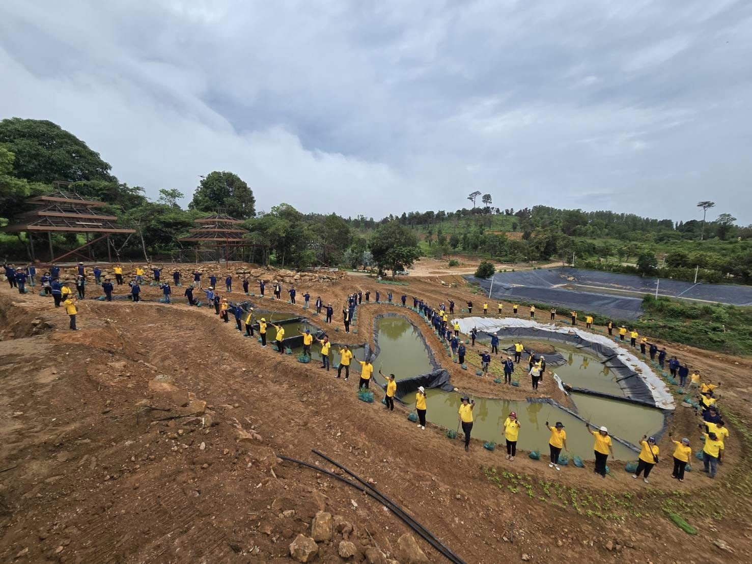 พช.ชัยภูมิ : ร่วม “สืบสาน รักษา และต่อยอด” พัฒนาพื้นที่แปลงโคก หนอง นา อารยเกษตร ณ วัดพระธาตุชัยภูมิ