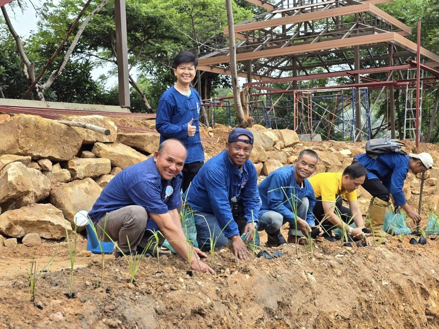 พช.ชัยภูมิ : ร่วม “สืบสาน รักษา และต่อยอด” พัฒนาพื้นที่แปลงโคก หนอง นา อารยเกษตร ณ วัดพระธาตุชัยภูมิ