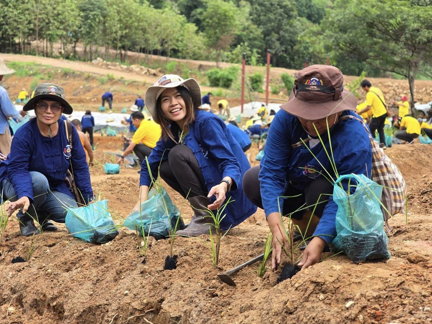 พช.ชัยภูมิ : ร่วม “สืบสาน รักษา และต่อยอด” พัฒนาพื้นที่แปลงโคก หนอง นา อารยเกษตร ณ วัดพระธาตุชัยภูมิ